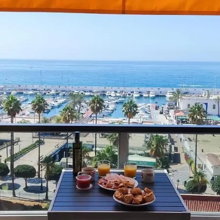 Apto Puerto Deportivo El Faro *